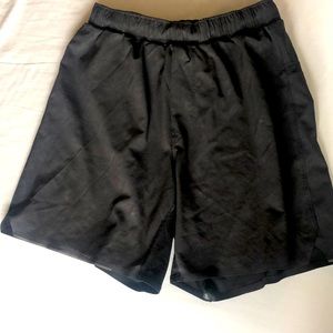 Men’s Lululemon athletic shorts